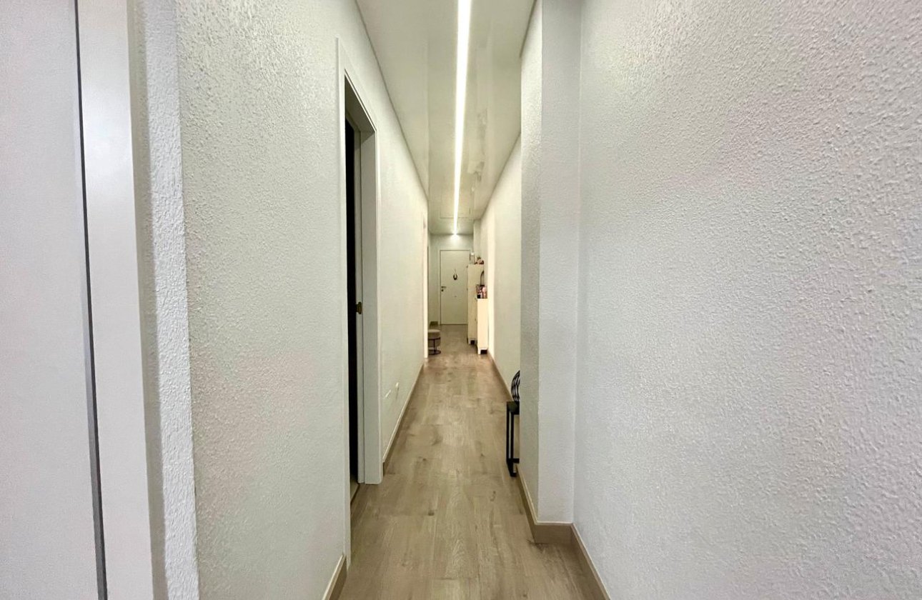 Resale - Apartment / flat - Torrevieja