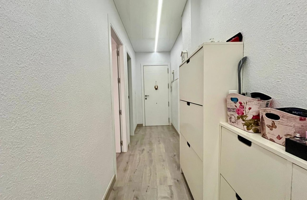 Resale - Apartment / flat - Torrevieja