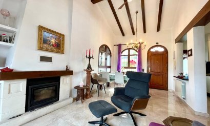 Resale - Villa - Villamartin