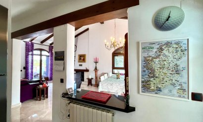 Resale - Villa - Villamartin