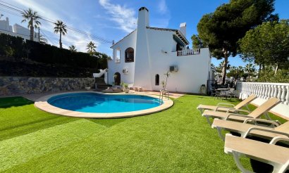 Resale - Villa - Villamartin