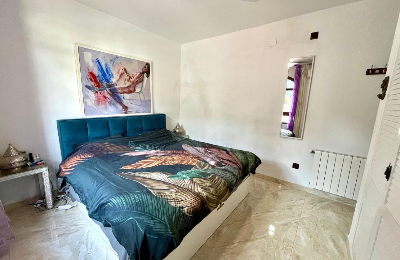 Resale - Villa - Villamartin