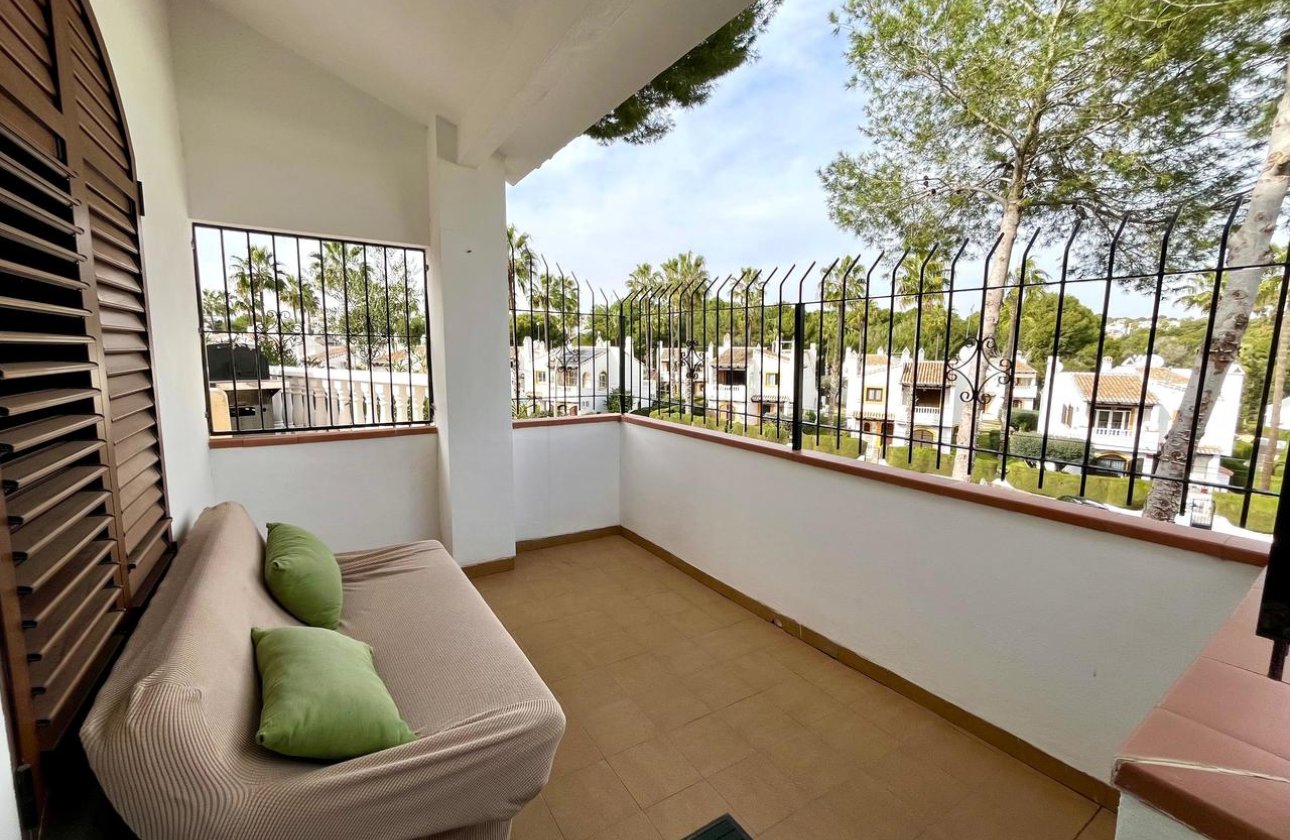 Resale - Villa - Villamartin