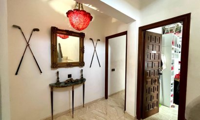 Resale - Villa - Villamartin