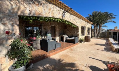 Reventa - Villa - Fortuna