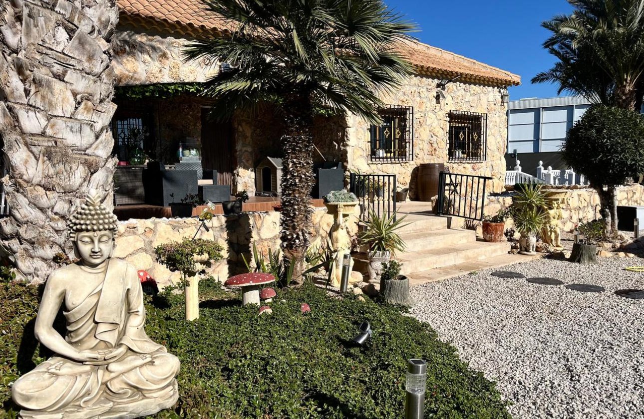 Reventa - Villa - Fortuna