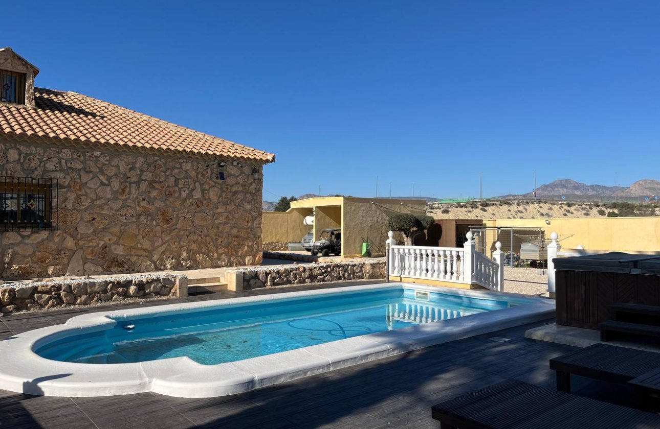 Reventa - Villa - Fortuna