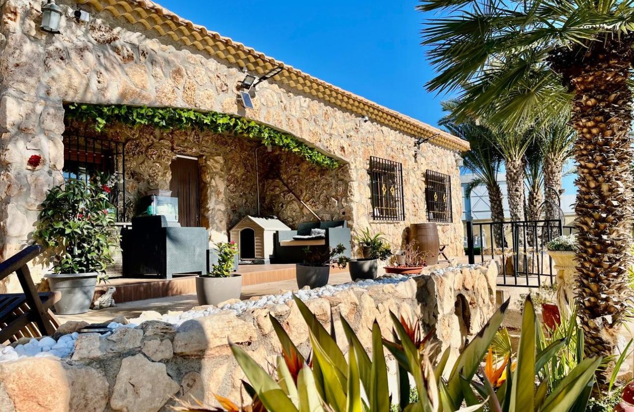 Reventa - Villa - Fortuna
