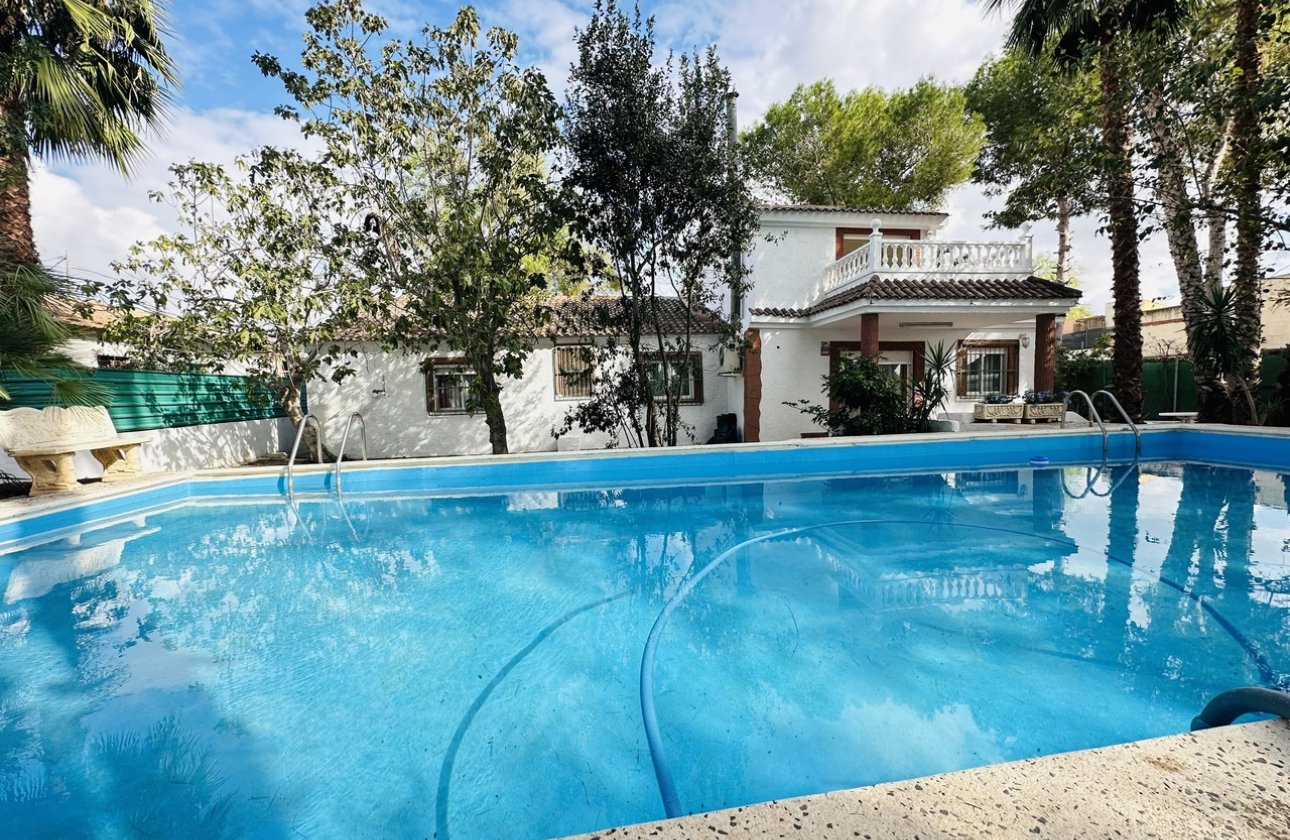 Resale - Villa - Orihuela Costa - Orihuela