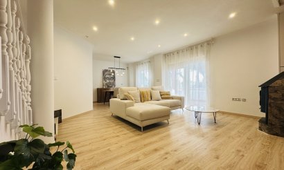 Resale - Villa - Orihuela Costa - Orihuela