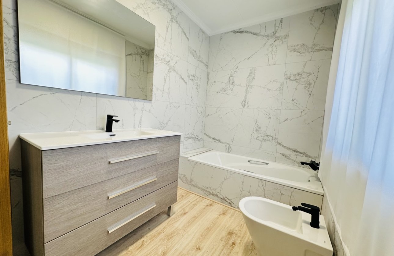 Resale - Villa - Orihuela Costa - Orihuela