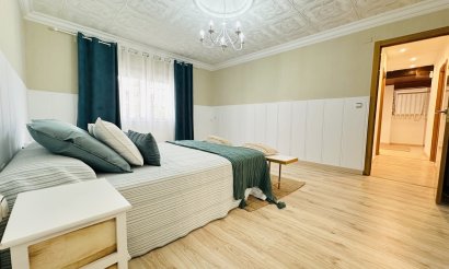 Resale - Villa - Orihuela Costa - Orihuela