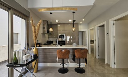 Resale - Villa - Villamartin