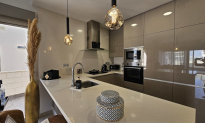 Resale - Villa - Villamartin