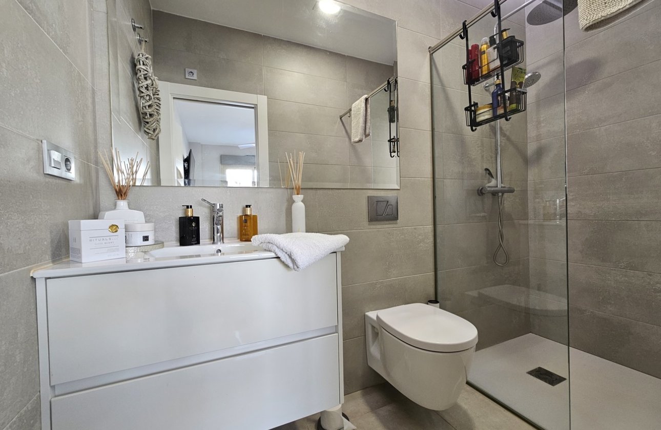 Resale - Villa - Villamartin
