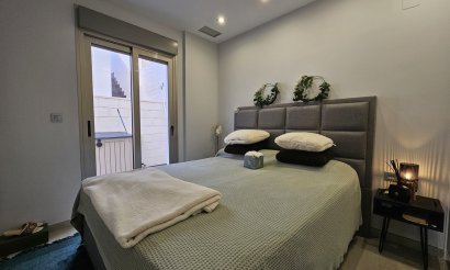 Resale - Villa - Villamartin