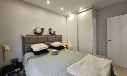Resale - Villa - Villamartin