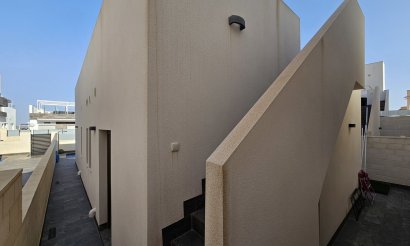 Resale - Villa - Villamartin