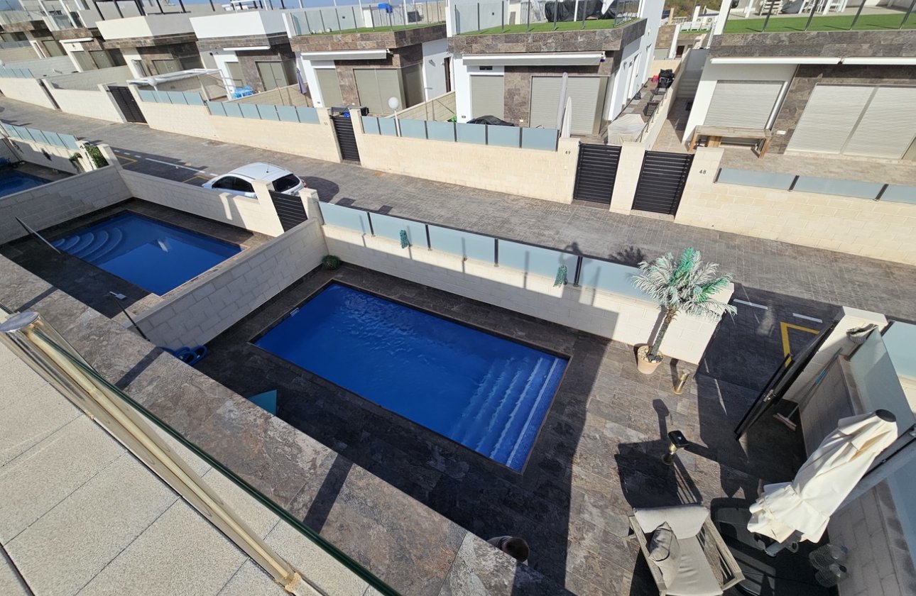 Resale - Villa - Villamartin