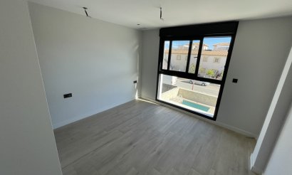 Resale - Apartment / flat - Pilar de la Horadada