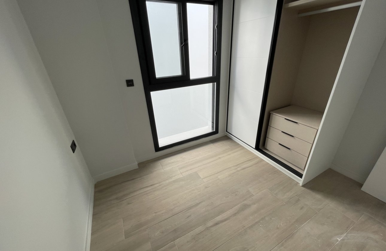 Resale - Apartment / flat - Pilar de la Horadada