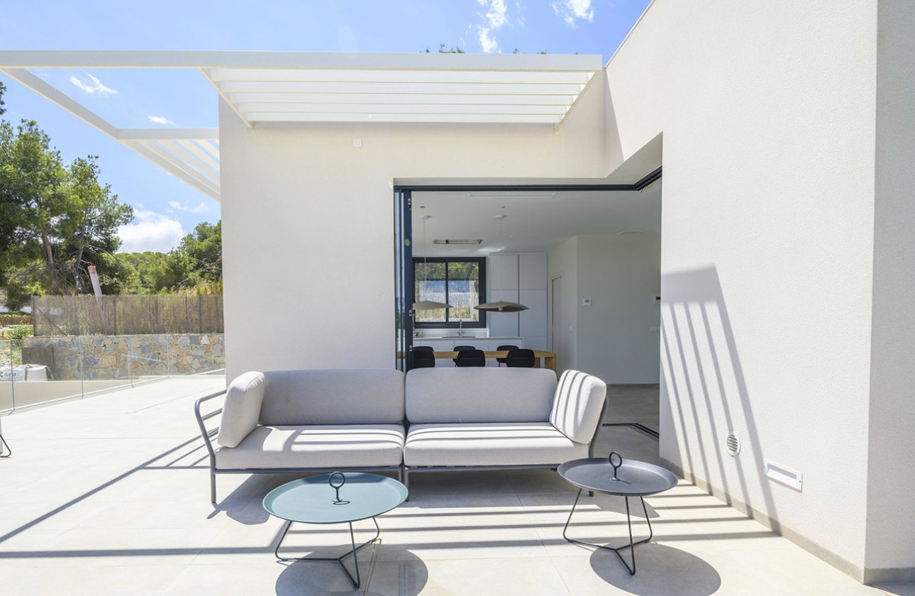 Resale - Villa - Las Colinas Golf Resort