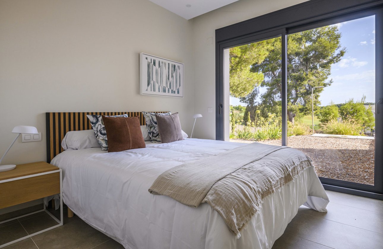 Resale - Villa - Las Colinas Golf Resort