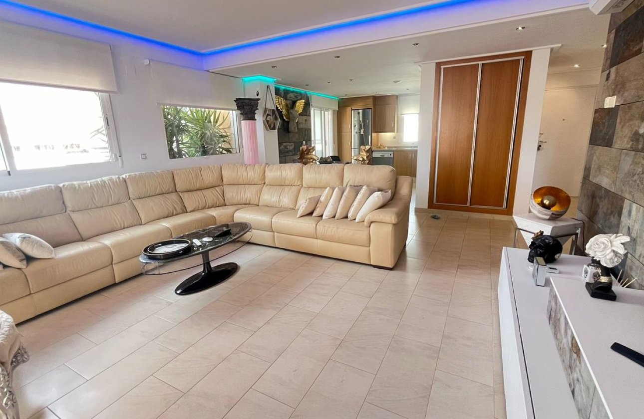 Resale - Apartment / flat - Los Dolses