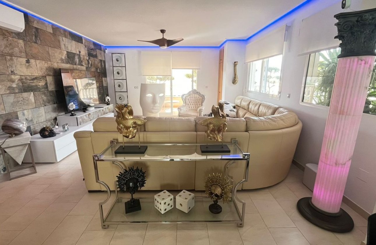 Resale - Apartment / flat - Los Dolses