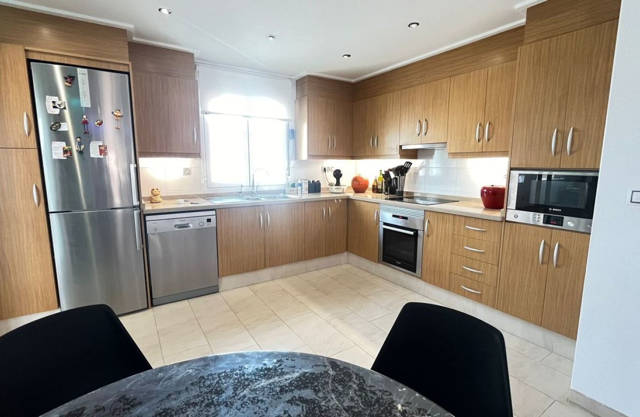 Resale - Apartment / flat - Los Dolses