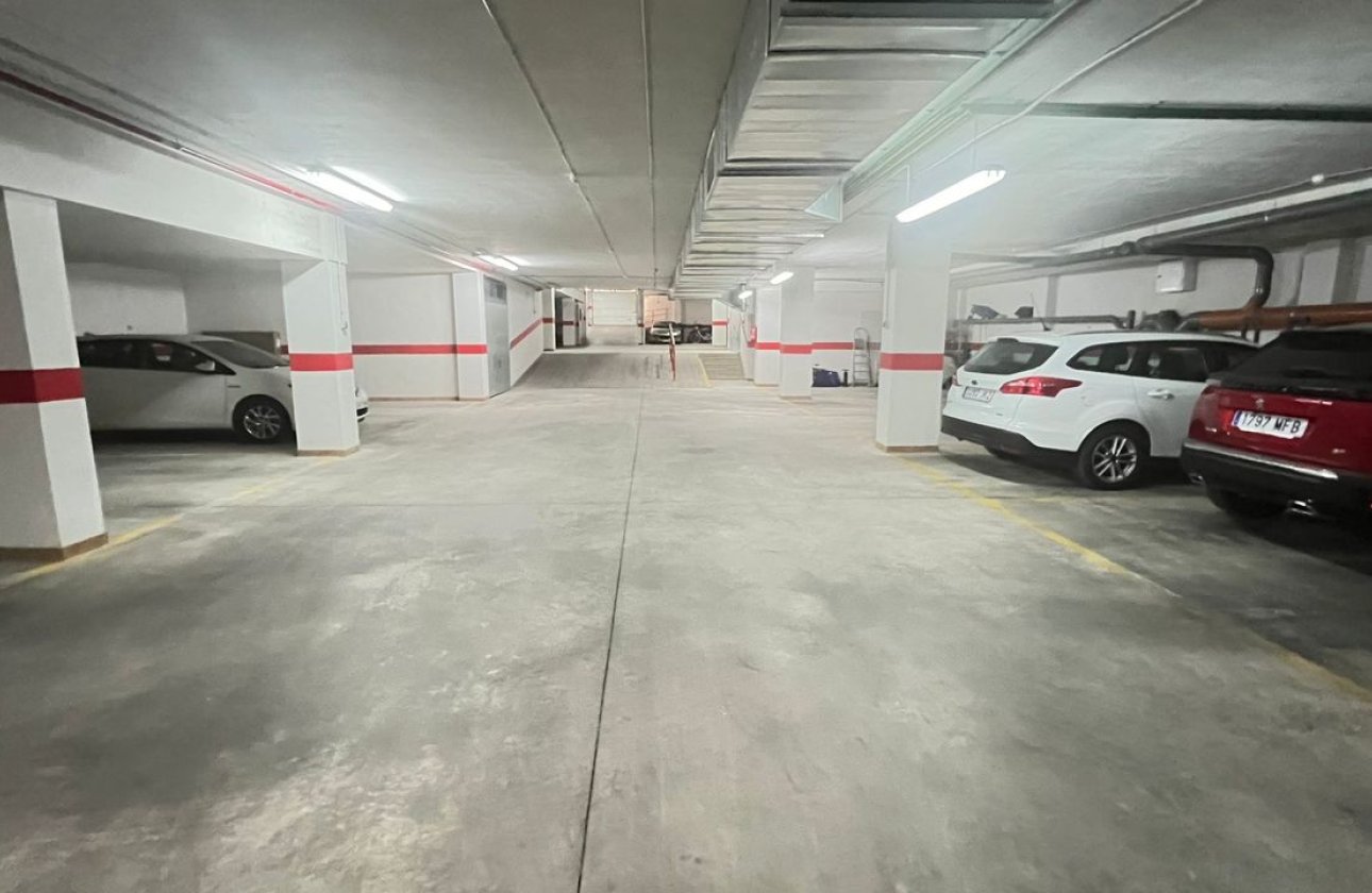 Resale - Apartment / flat - Los Dolses