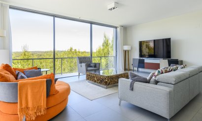 Resale - Villa - Las Colinas Golf Resort