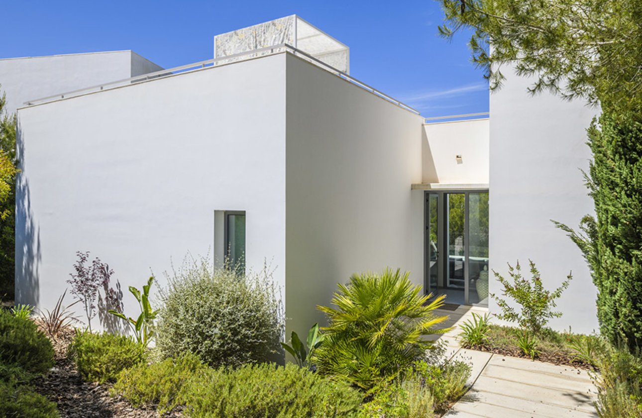 Resale - Villa - Las Colinas Golf Resort