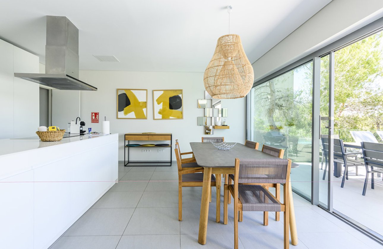 Resale - Villa - Las Colinas Golf Resort