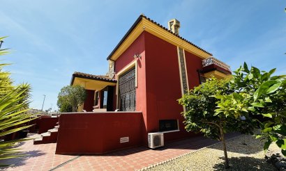 Resale - Villa - Algorfa