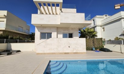 Resale - Villa - La Zenia