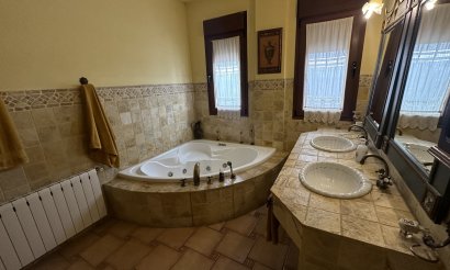 Reventa - Adosado - San Miguel de Salinas