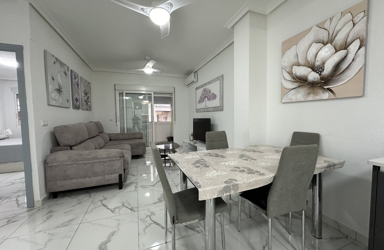 Resale - Apartment / flat - Torrevieja