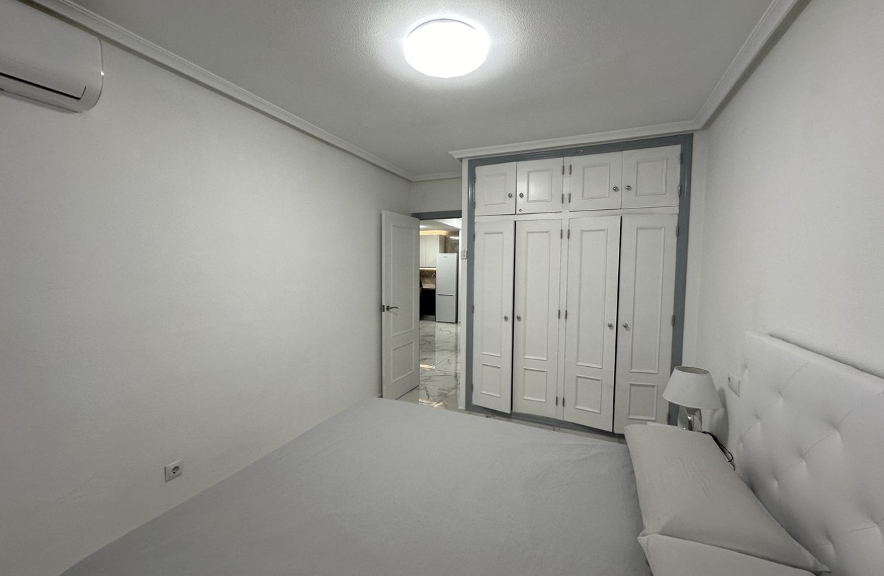 Resale - Apartment / flat - Torrevieja