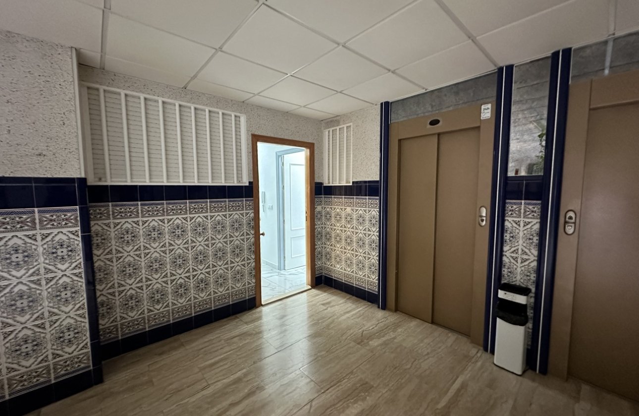 Resale - Apartment / flat - Torrevieja