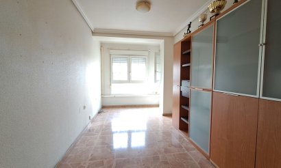 Resale - Apartment / flat - Torrevieja