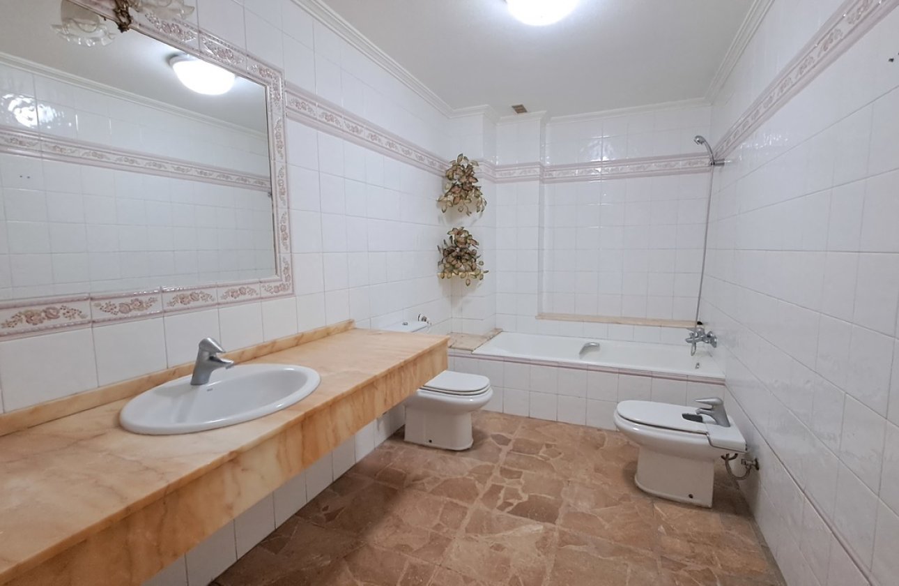 Resale - Apartment / flat - Torrevieja