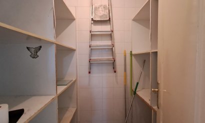 Resale - Apartment / flat - Torrevieja