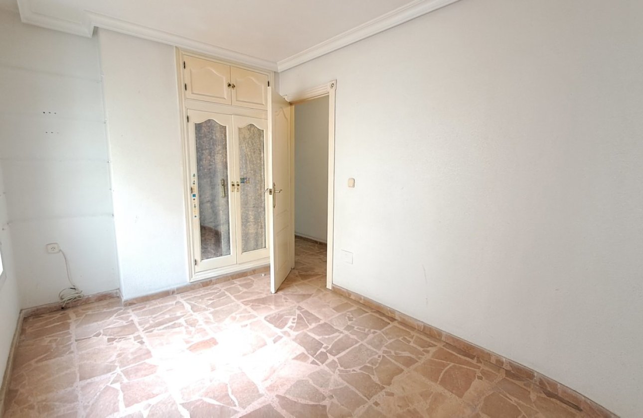 Resale - Apartment / flat - Torrevieja