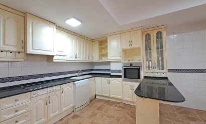 Resale - Apartment / flat - Torrevieja