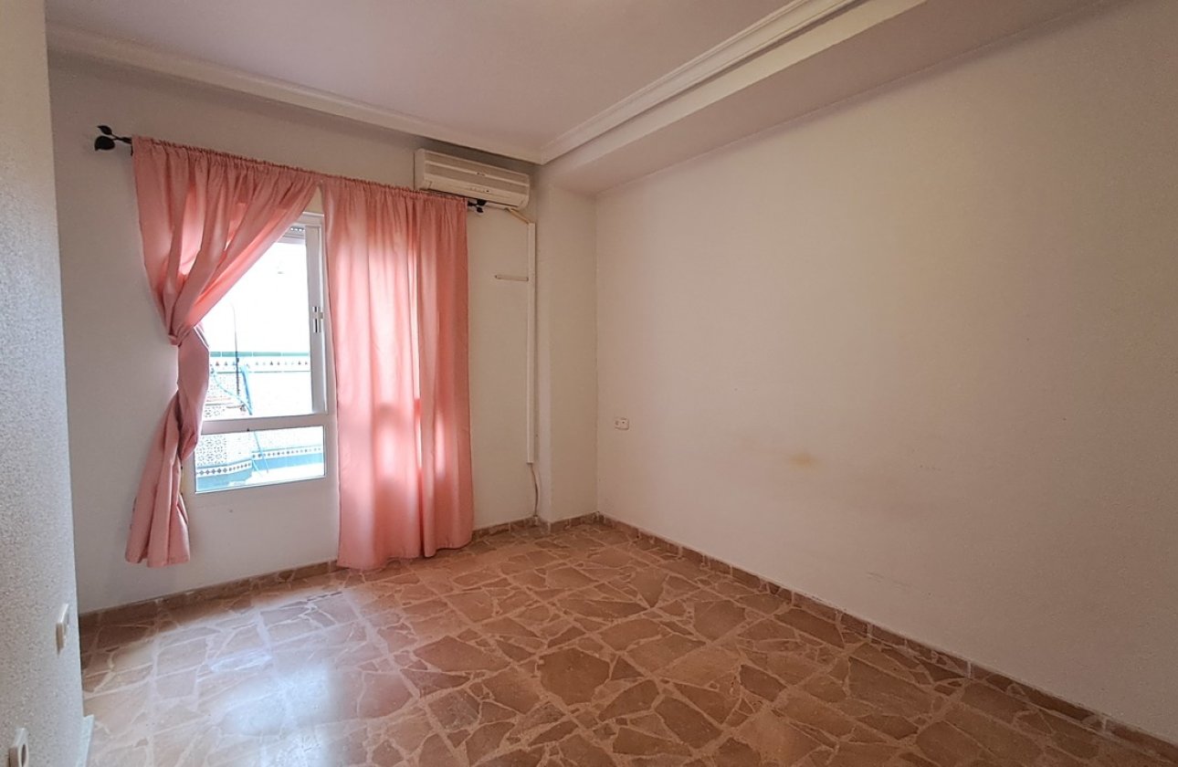 Resale - Apartment / flat - Torrevieja