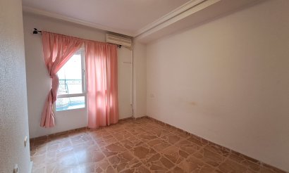 Resale - Apartment / flat - Torrevieja