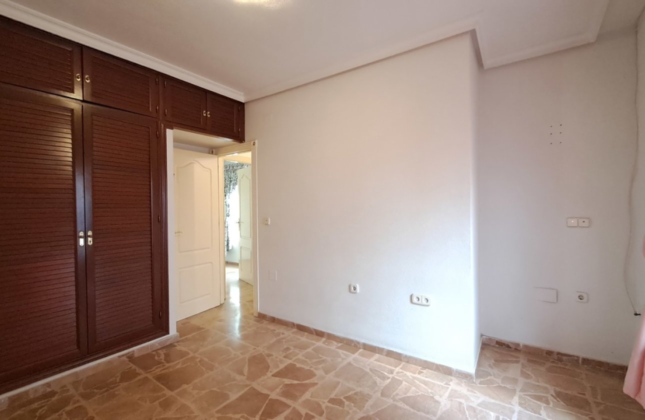 Resale - Apartment / flat - Torrevieja