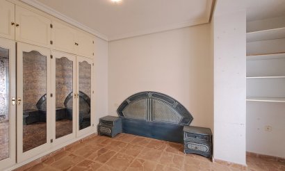 Resale - Apartment / flat - Torrevieja