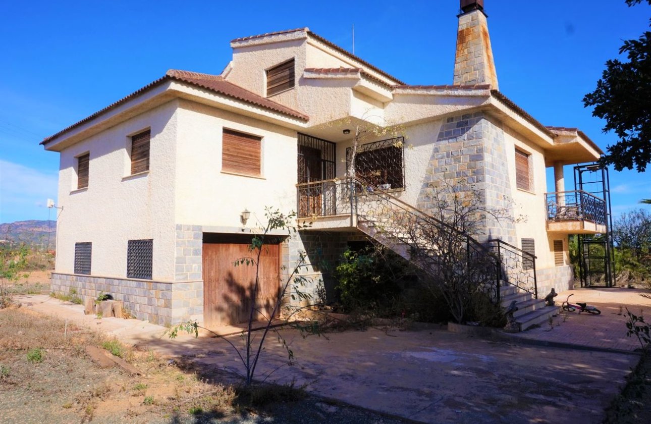 Resale - Villa - Balsicas